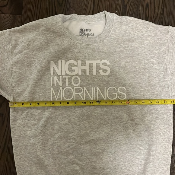 Electric Island - Nights into Mornings sweater - Picture 8 of 8